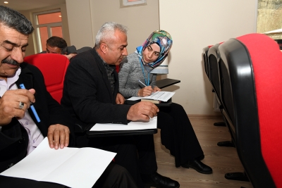 YY&Uuml; &Ouml;ğrencilerinden, Sorunlar ve Aşiret Yapısı &Uuml;zerine Anket &Ccedil;alışması