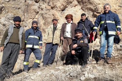 Dağda Mahsur Kalan Koyun ve Ke&ccedil;iler Kurtarıldı