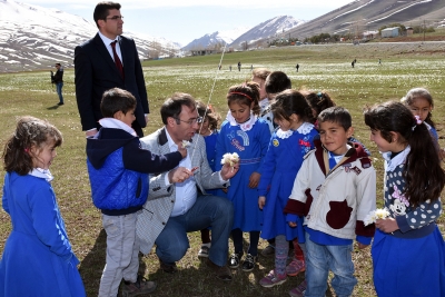 U&ccedil;urtma Şenliği'nde G&ouml;ky&uuml;z&uuml; Rengarenk Oldu
